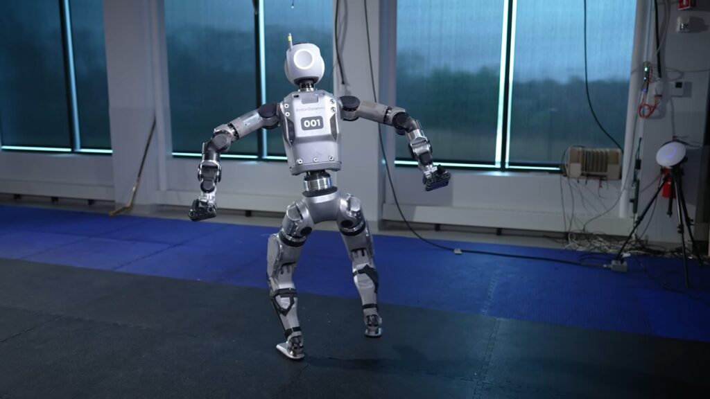 Boston Dynamics atskleidė visiškai naują elektrinį androidą Atlas